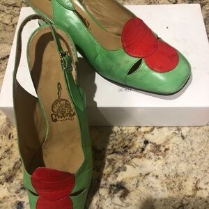 Elegant  Women’s Italian Leather Vibrant Green and Red Sling Back European 35